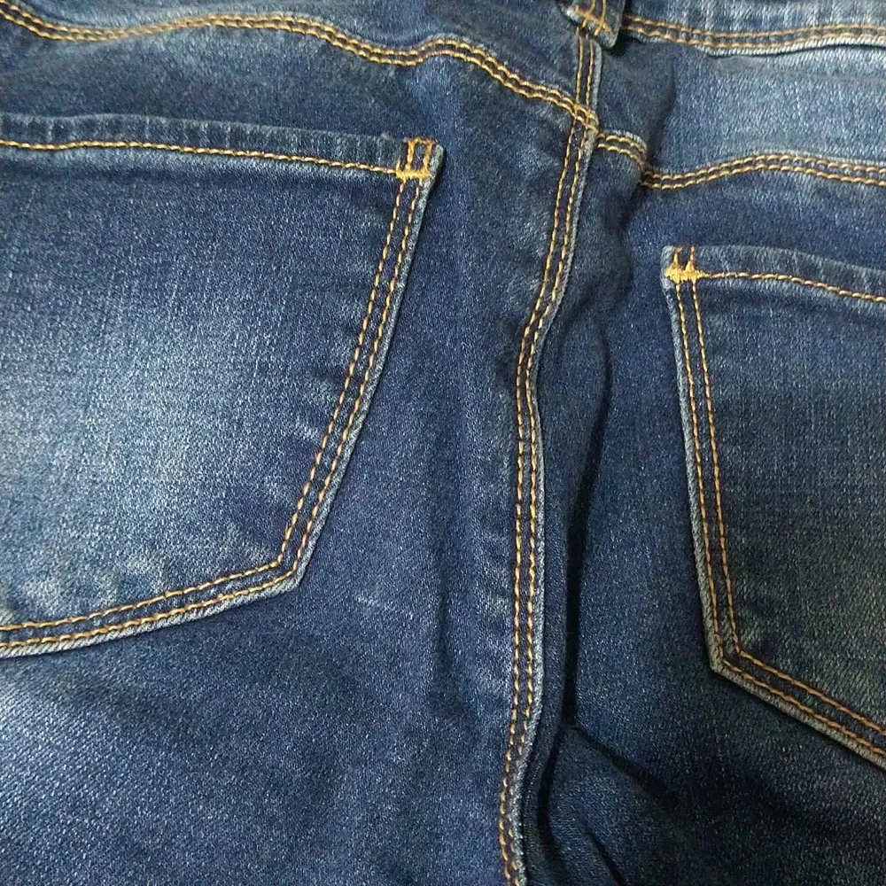 YMI Anklet Jeans - Picture 7 of 15